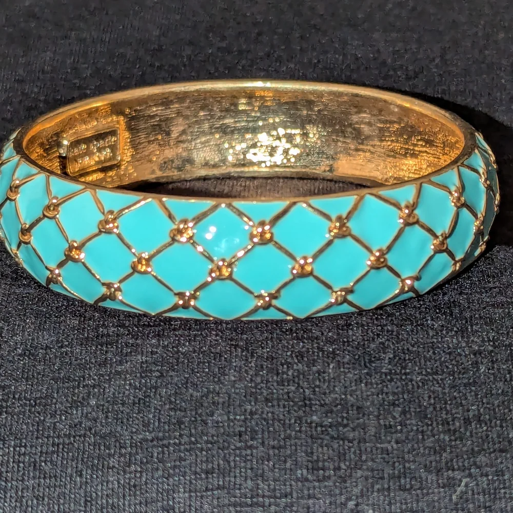 Kate Spade Cape Cod Mariner Blue Bangle Bracelet Gold Tone 8' - Picture 1 of 5